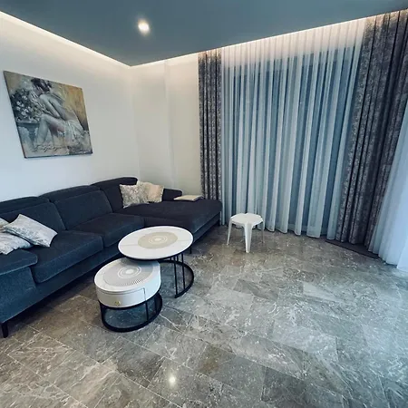 Apartment App4rent Family House Sea View - Cima 7 *